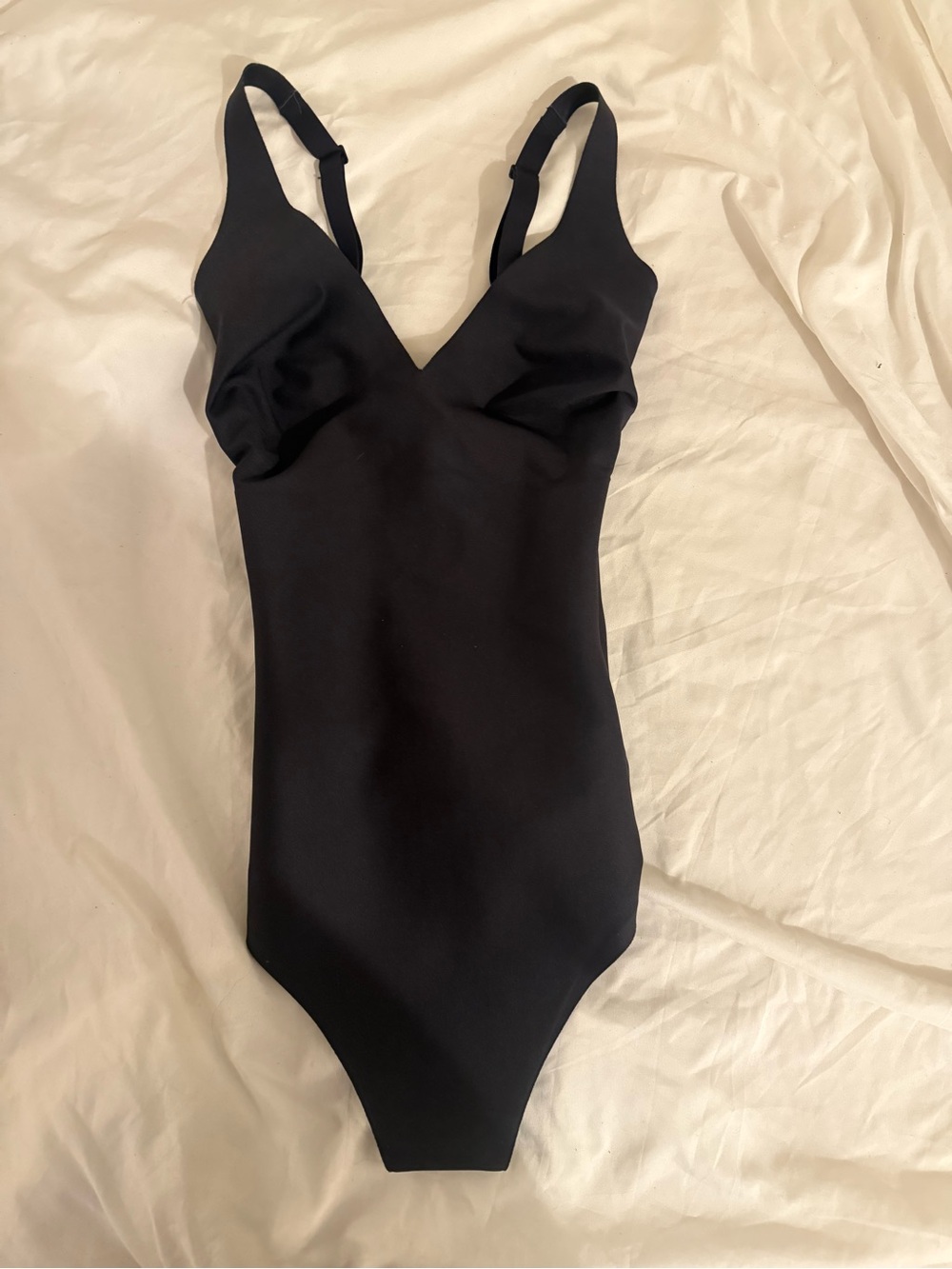 SKIMS BODY Unlined Plunge Thong Bodysuit | Size S | NEW WITHOUT TAGS 🤍
